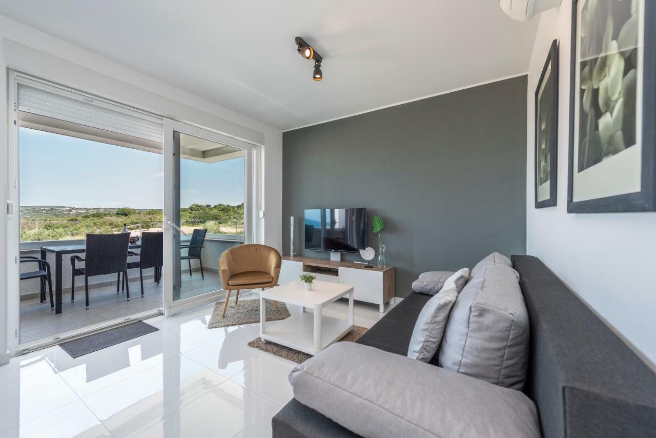 Adris 2 Luxury Modern Apartment With A Pool Novalja Exterior foto