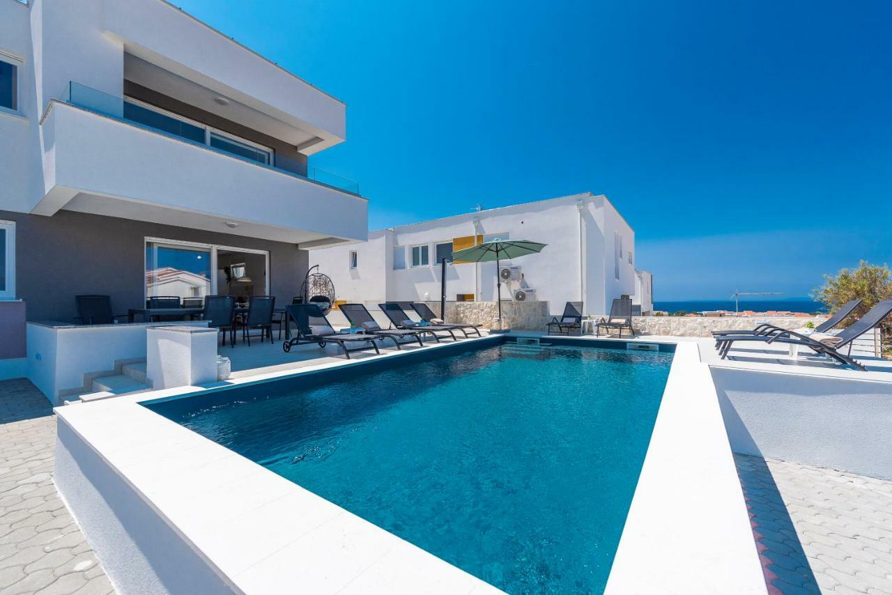 Adris 2 Luxury Modern Apartment With A Pool Novalja Exterior foto